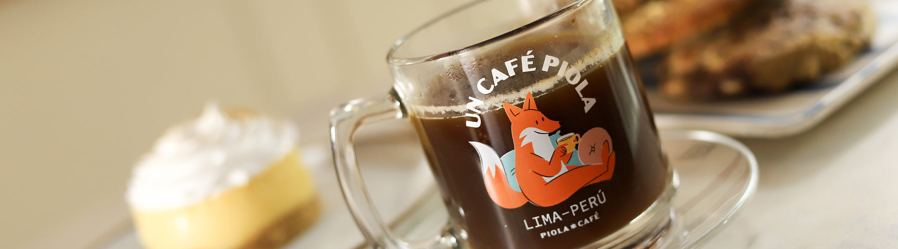 Postres de la tienda Piola Café.