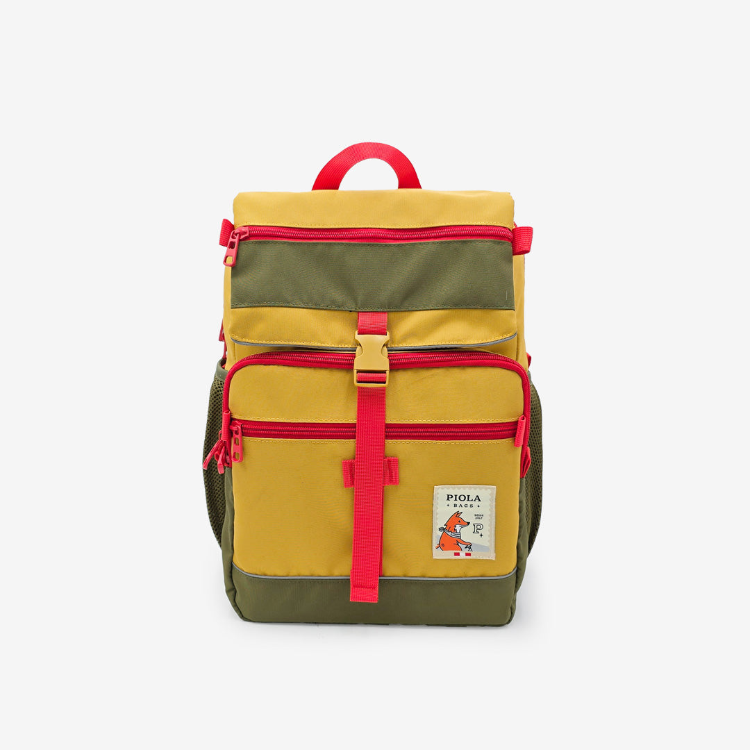 Vista frontal de la mochila Jardín Mostaza con compartimentos amplios. Diseño peruano para el día a día.