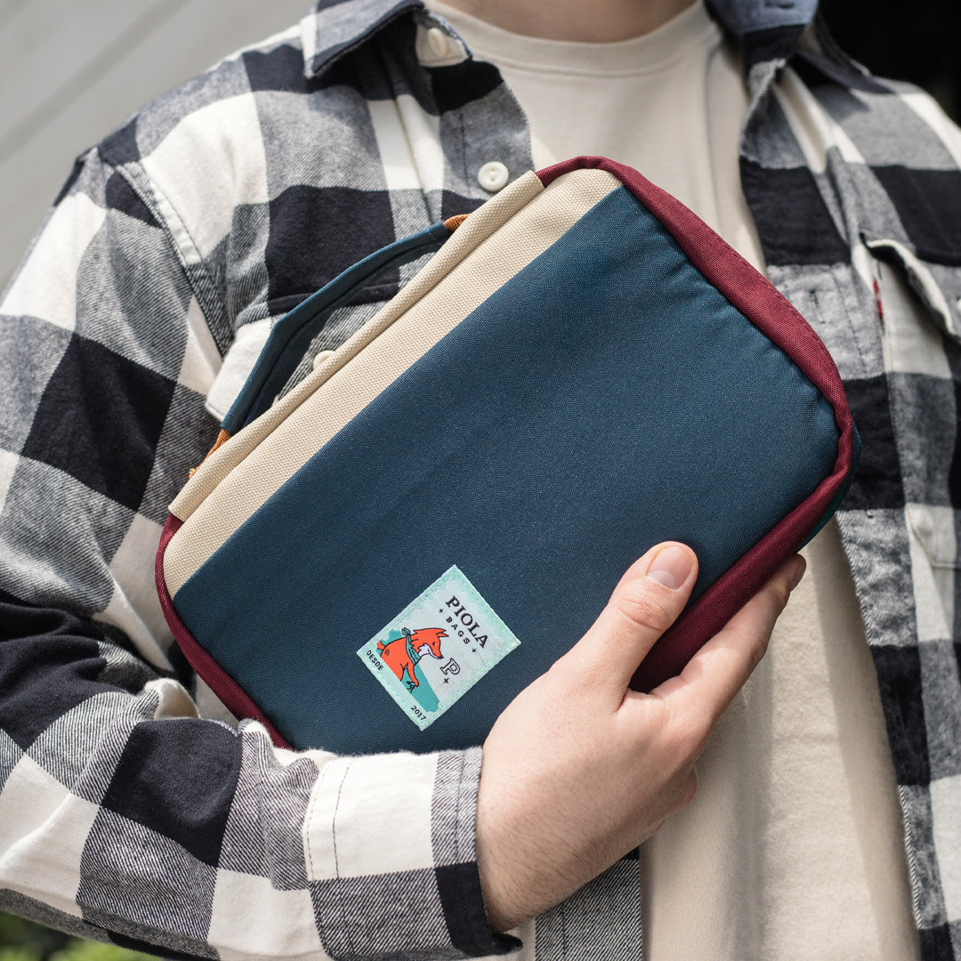 Tech Pack Azul-Beige