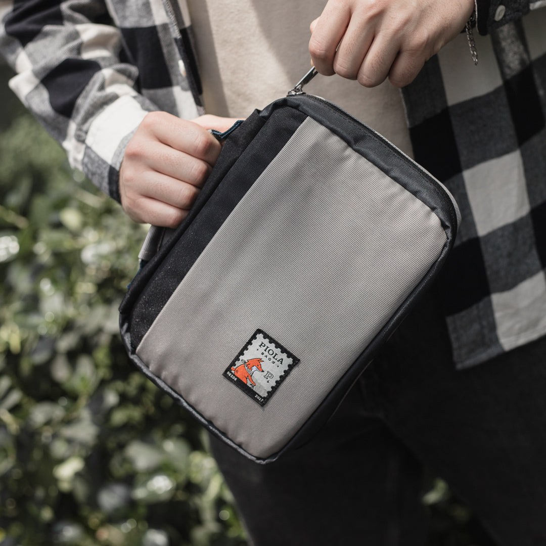 Tech Pack Gris-Negro